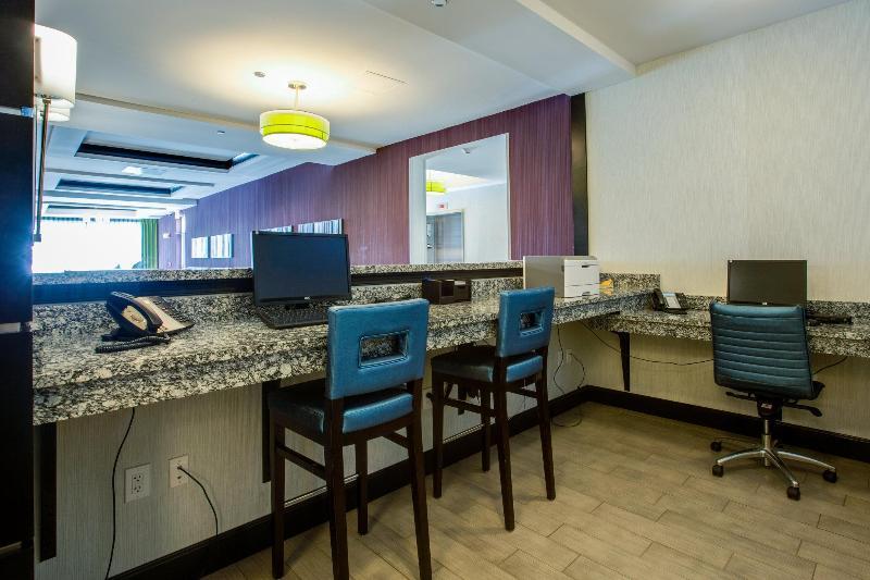 Home2 Suites By Hilton Charleston Airport Convention Center, Sc North Charleston Bagian luar foto
